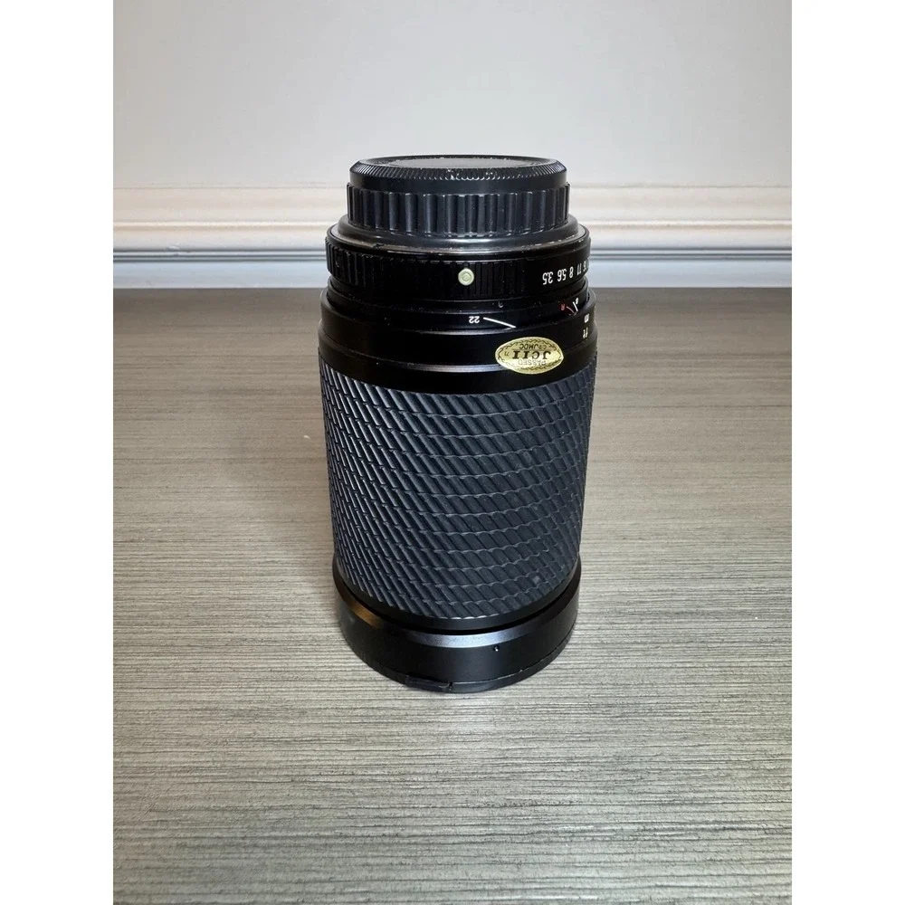 Vintage Tokina SZ-X 28-200mm Manual Focus Zoom Lens Black + 72mm UV Filter